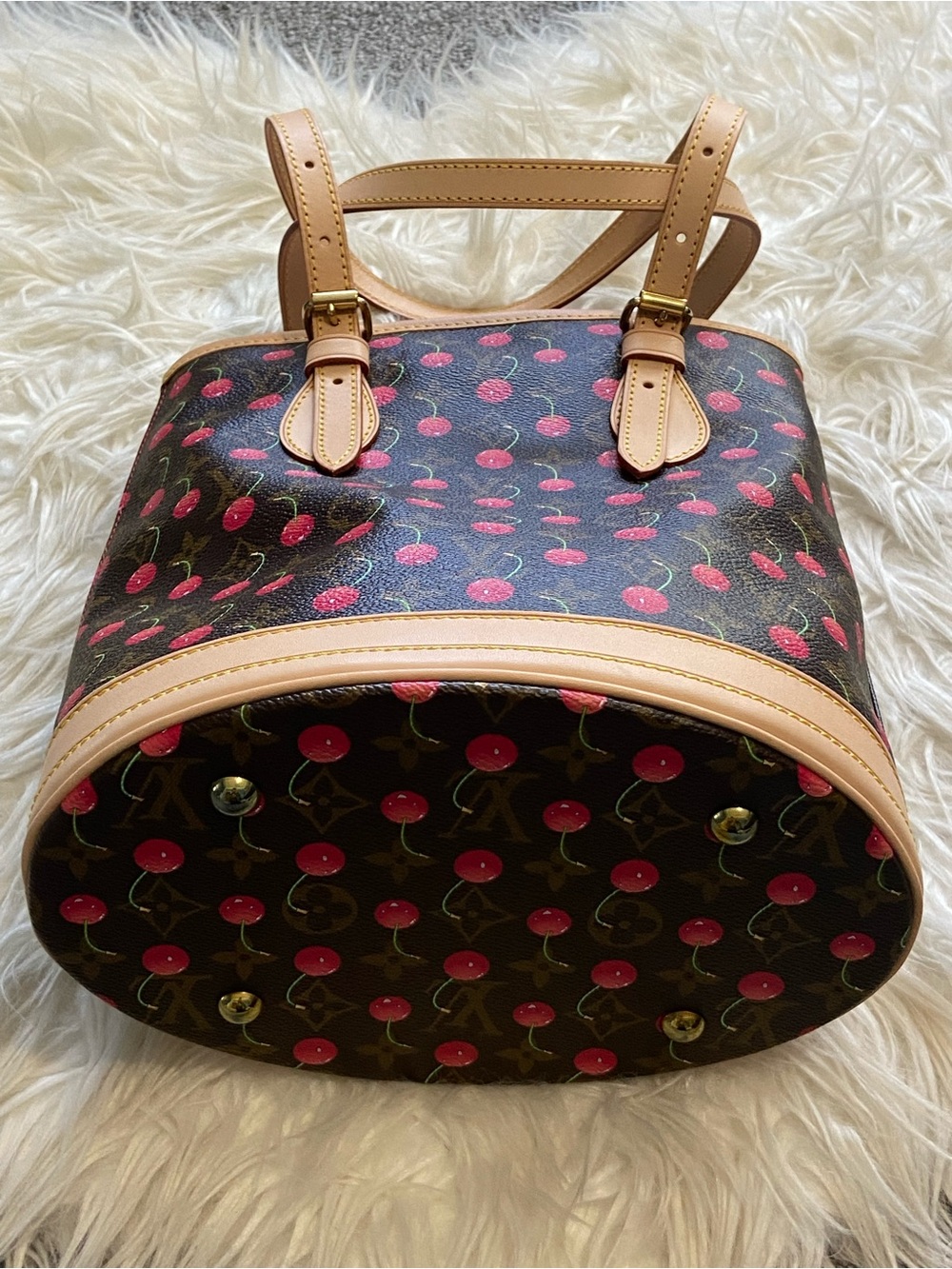 Louis Vuitton Cherry Monogram Bucket Cerise Bag with Pouch M95012 - Picture 2 of 12